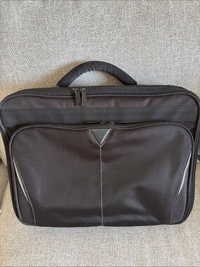 Targus 18” Laptop Briefcase with Front Organizer Pocket and strap.